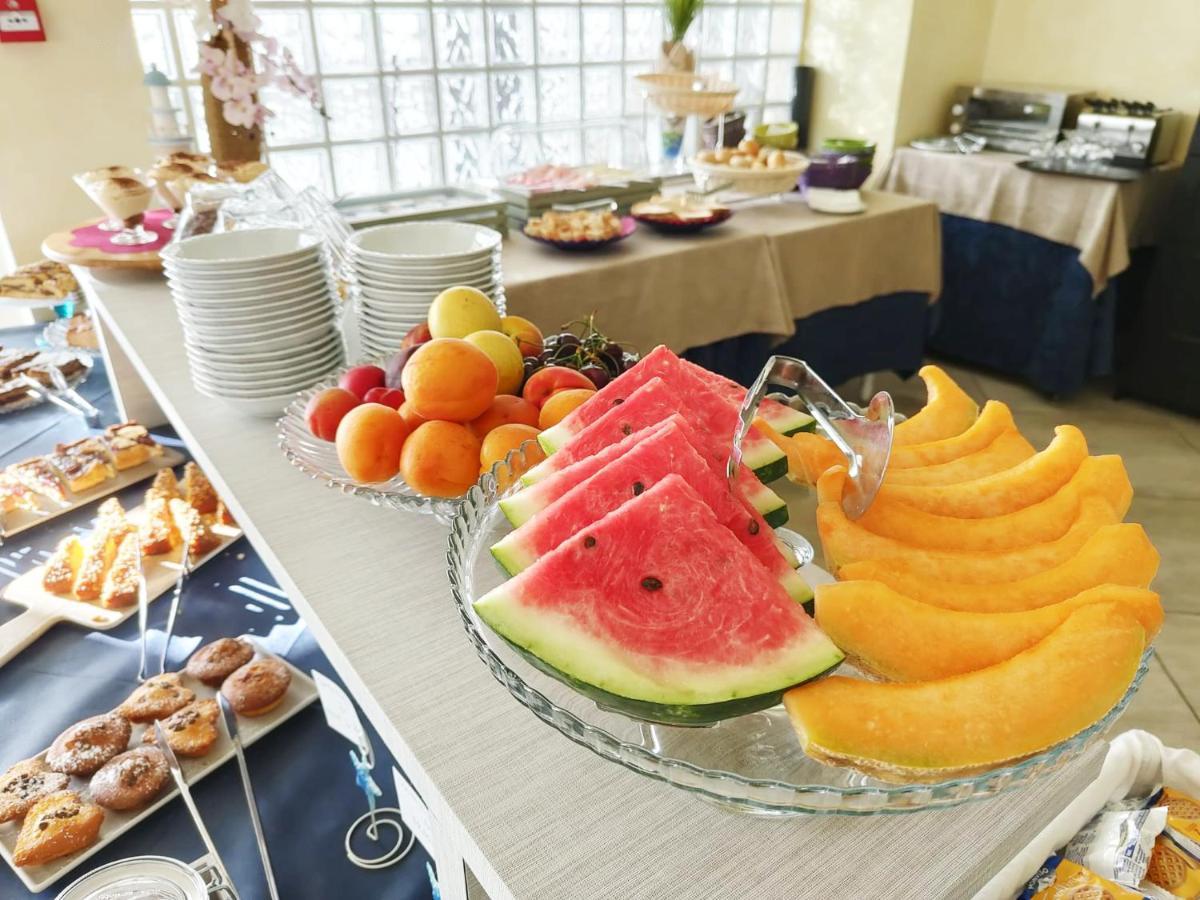 Blu Star Hotel Gabicce Mare Kültér fotó