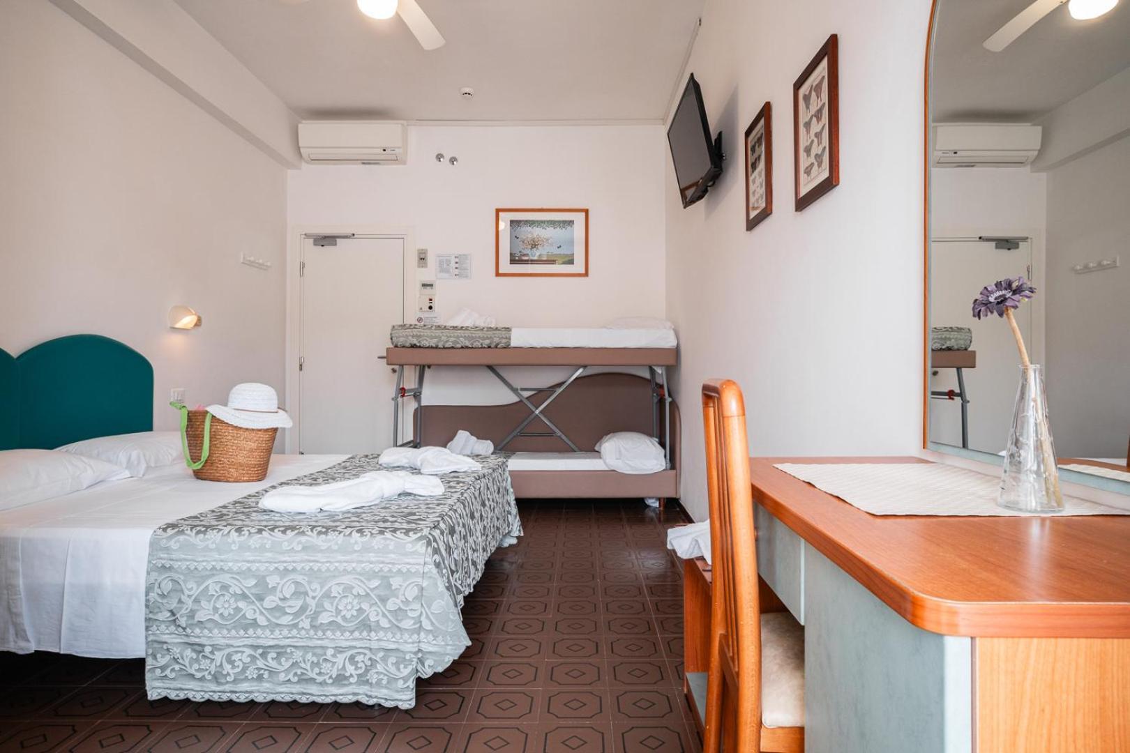 Blu Star Hotel Gabicce Mare Kültér fotó