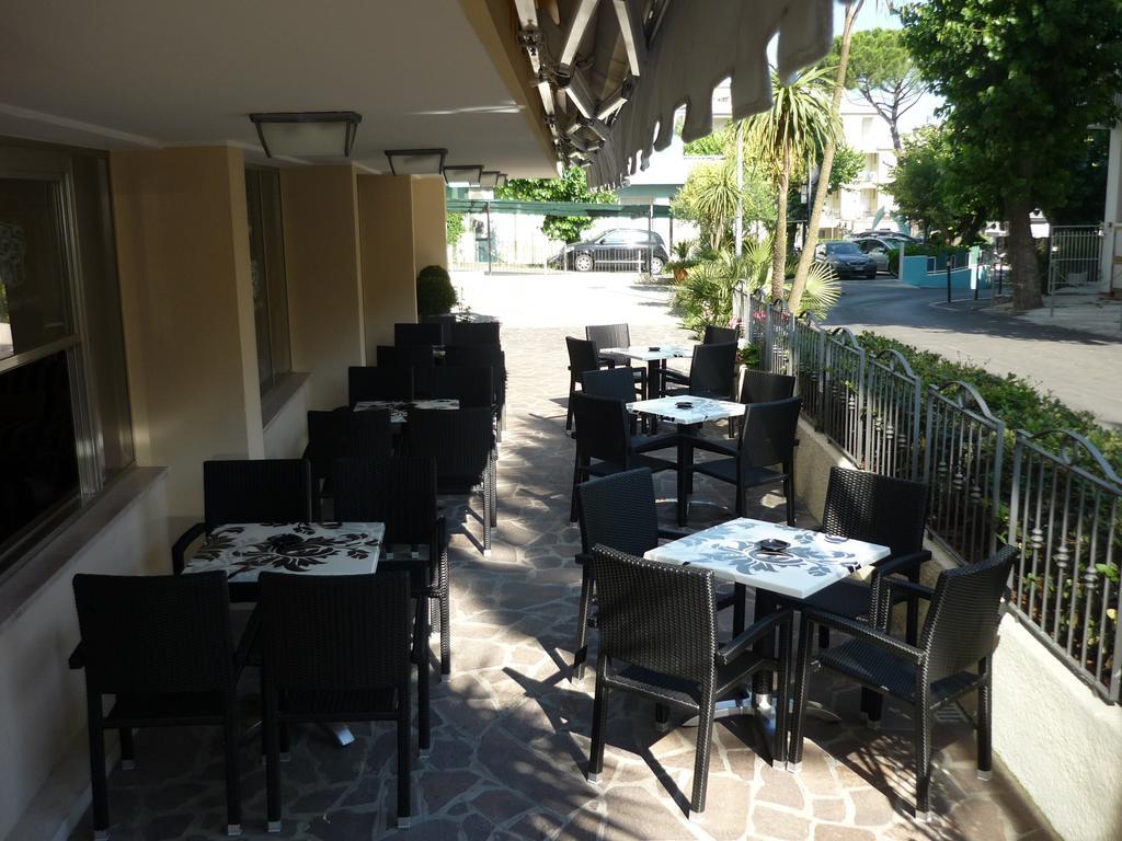 Blu Star Hotel Gabicce Mare Kültér fotó