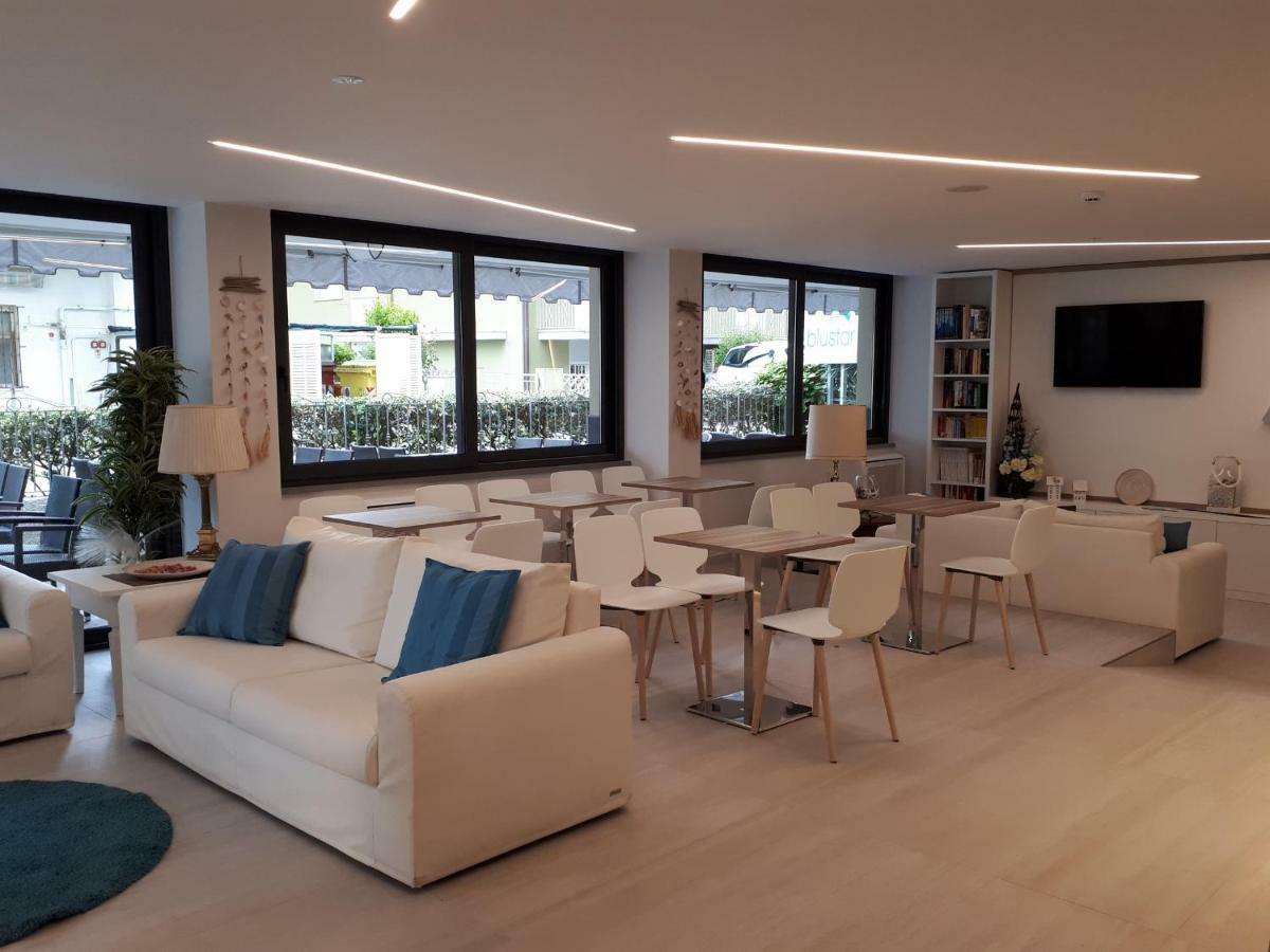 Blu Star Hotel Gabicce Mare Kültér fotó