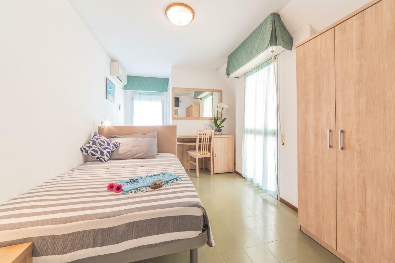 Blu Star Hotel Gabicce Mare Kültér fotó